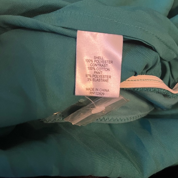 L'Academie The Long Sleeve Bodysuit - Picture 6 of 6